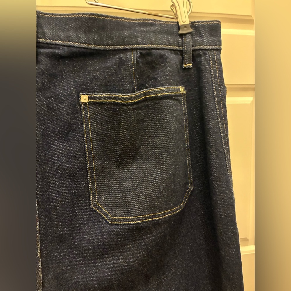 Banana Republic Premium Denim High‑Rise Straight Jeans 33S – NWT Condition - Picture 6 of 11